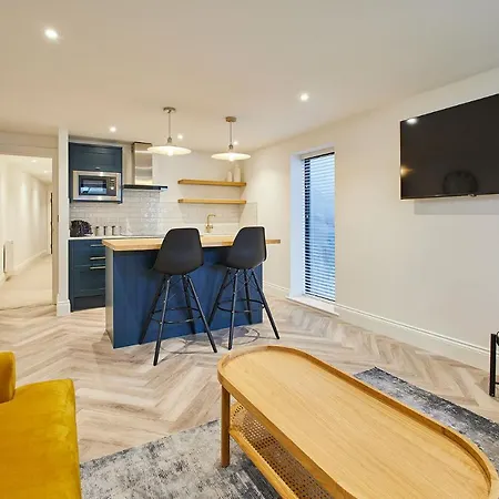 Апартаменты Host & - Flowergate *